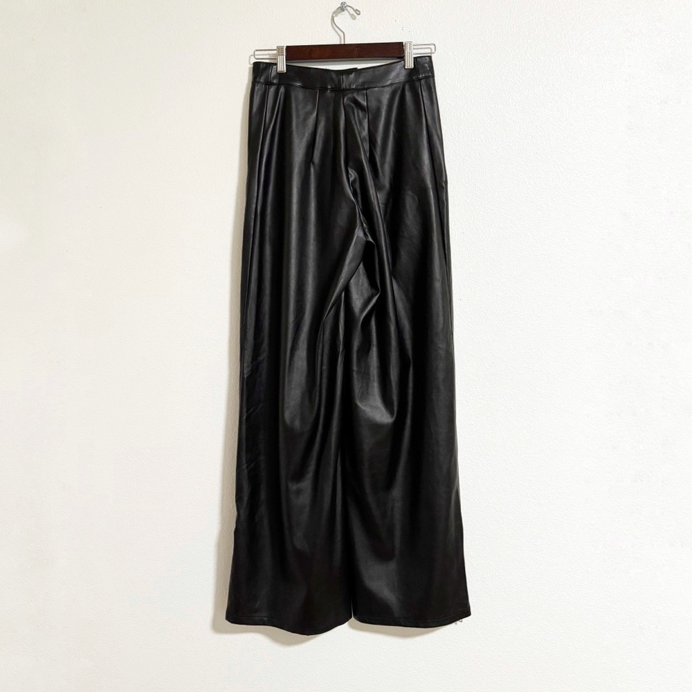 Pretty Little Thing High Rise Faux Leather Wide Leg Zipper Trousers - Picture 3 of 11